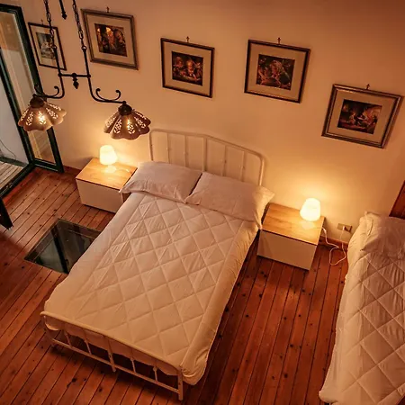 La Campagna E Il Mare * Catánia